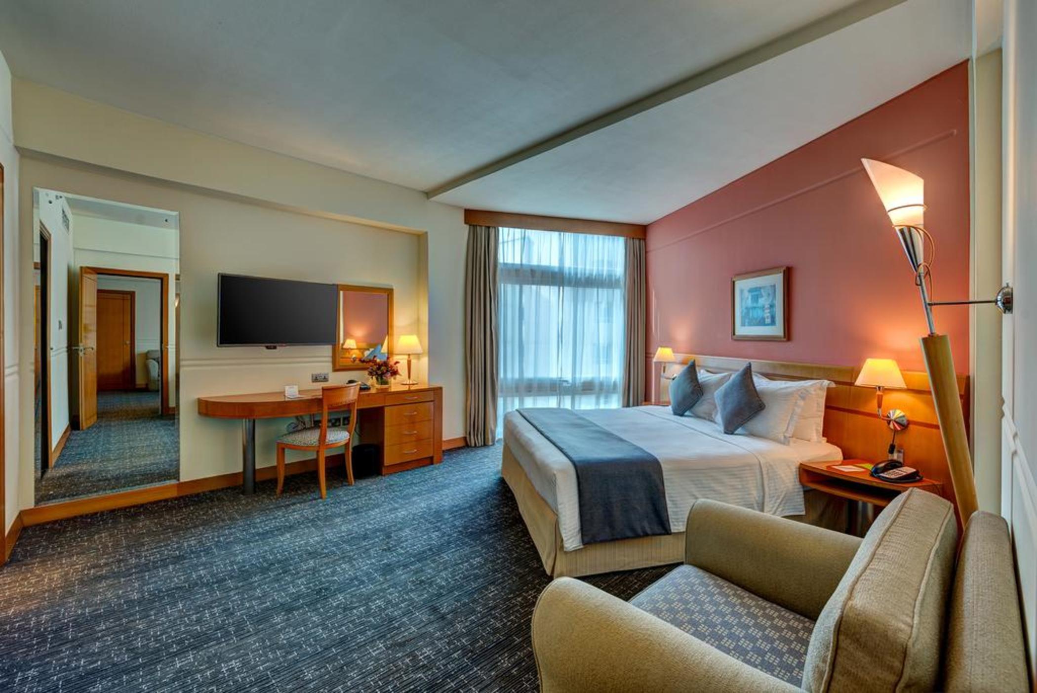 J5 – Port Saeed Hotel Dubai