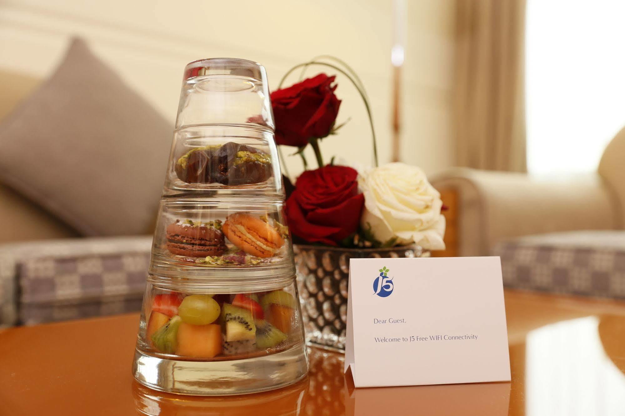 J5 – Port Saeed Hotel Dubai