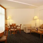J5 Hotels - Port Saeed